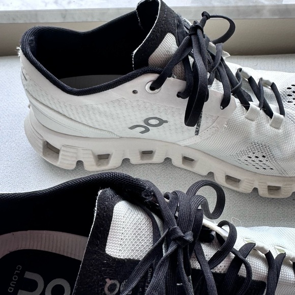 On Running White and Black Athletic Sneakers - Picture 6 of 9